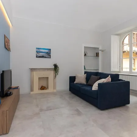Apartment Casa Design In Corso Vittorio Emanuele By Wonderful Italy