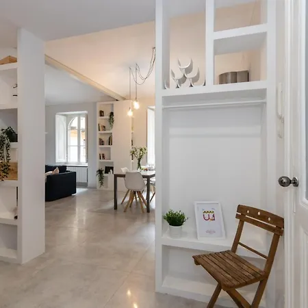 Apartment Casa Design In Corso Vittorio Emanuele By Wonderful Italy