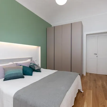 Casa Design In Corso Vittorio Emanuele By Wonderful Italy Apartment